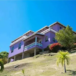  Homestay Altare - Breezy With A View Grenada